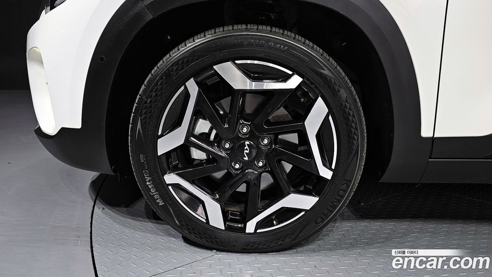 Kia The New Seltos Бензин 1.6 Turbo 2WD (08.2022)