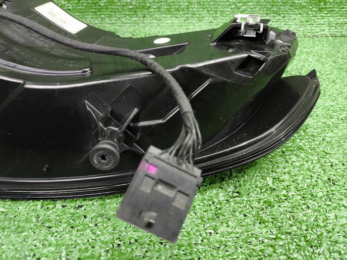 Фонарь левый внешний Porsche Macan 95b (2018-н.в.)