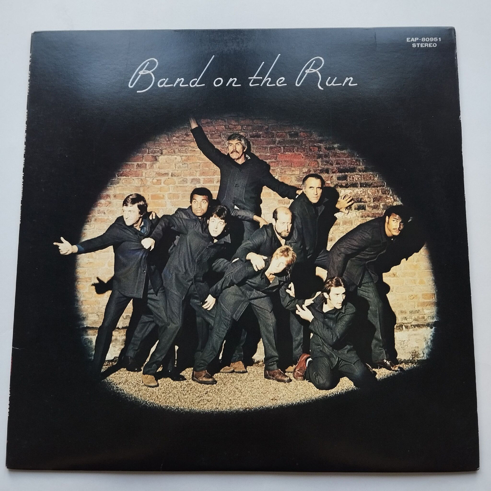 Винтажная виниловая пластинка LP Paul McCartney and Wings Band On The Run (Japan 1973) (No Obi) (2 Posters)