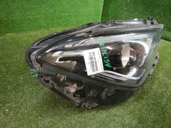 Фара правая Mercedes CLA C118 (2019-2023) LED