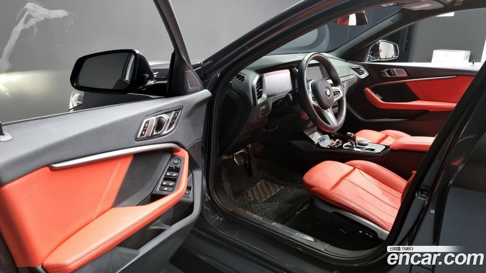 BMW 1 Series (F40) 120i M Sports (09.2021)