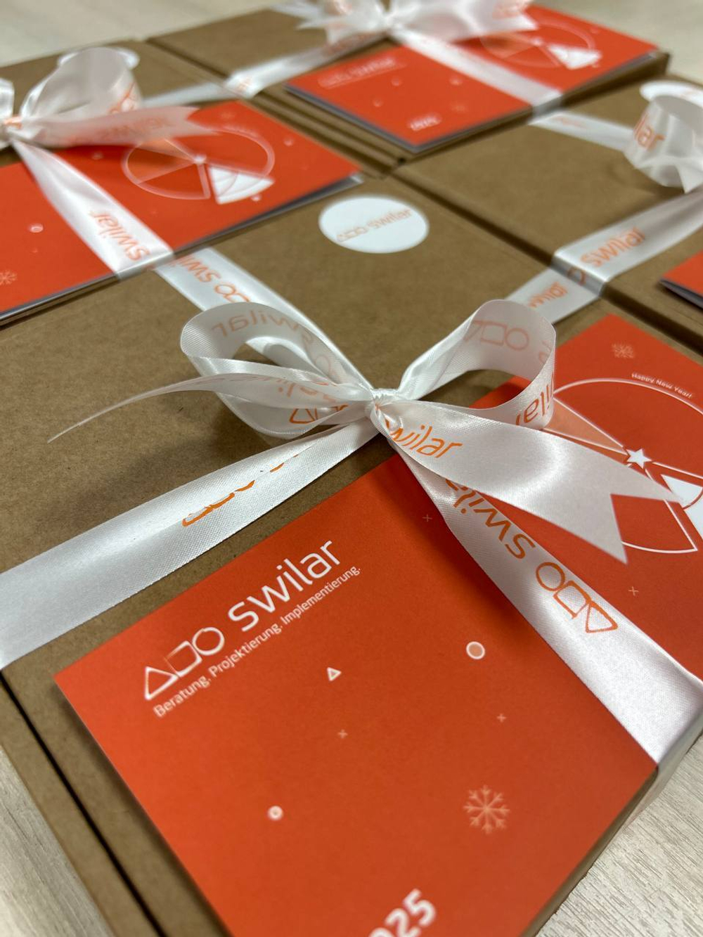 Корпоративный подарок с орехами сотрудникам и партнерам