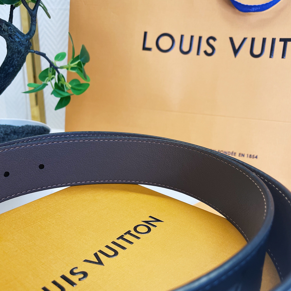Louis Vuitton Кожаный двухсторонний ремень