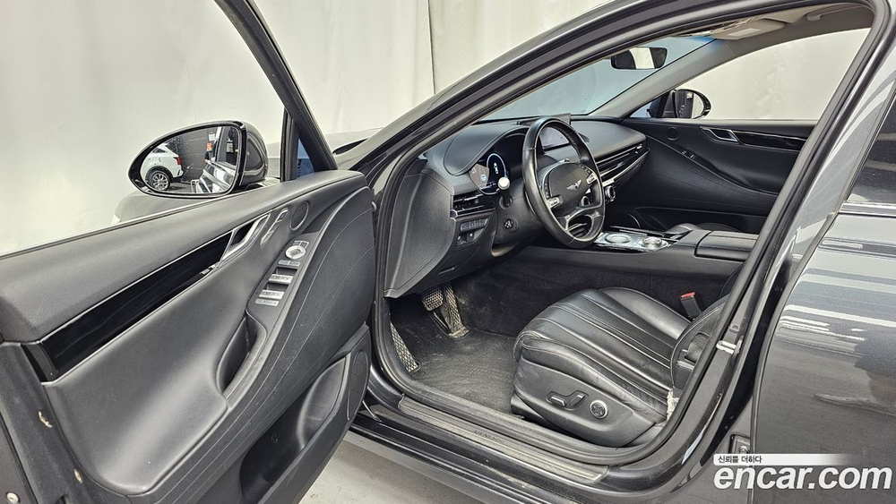Genesis G80 (RG3) Бензин 2.5 Turbo 2WD (05.2020)
