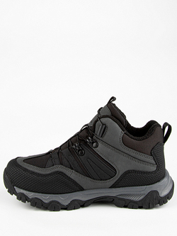 Кроссовки утепленные