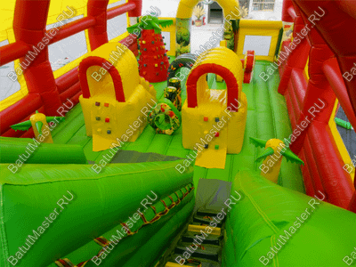 Надувной батут "Страна Сафария-2" с крышей и высокими горками 13*7*6 м