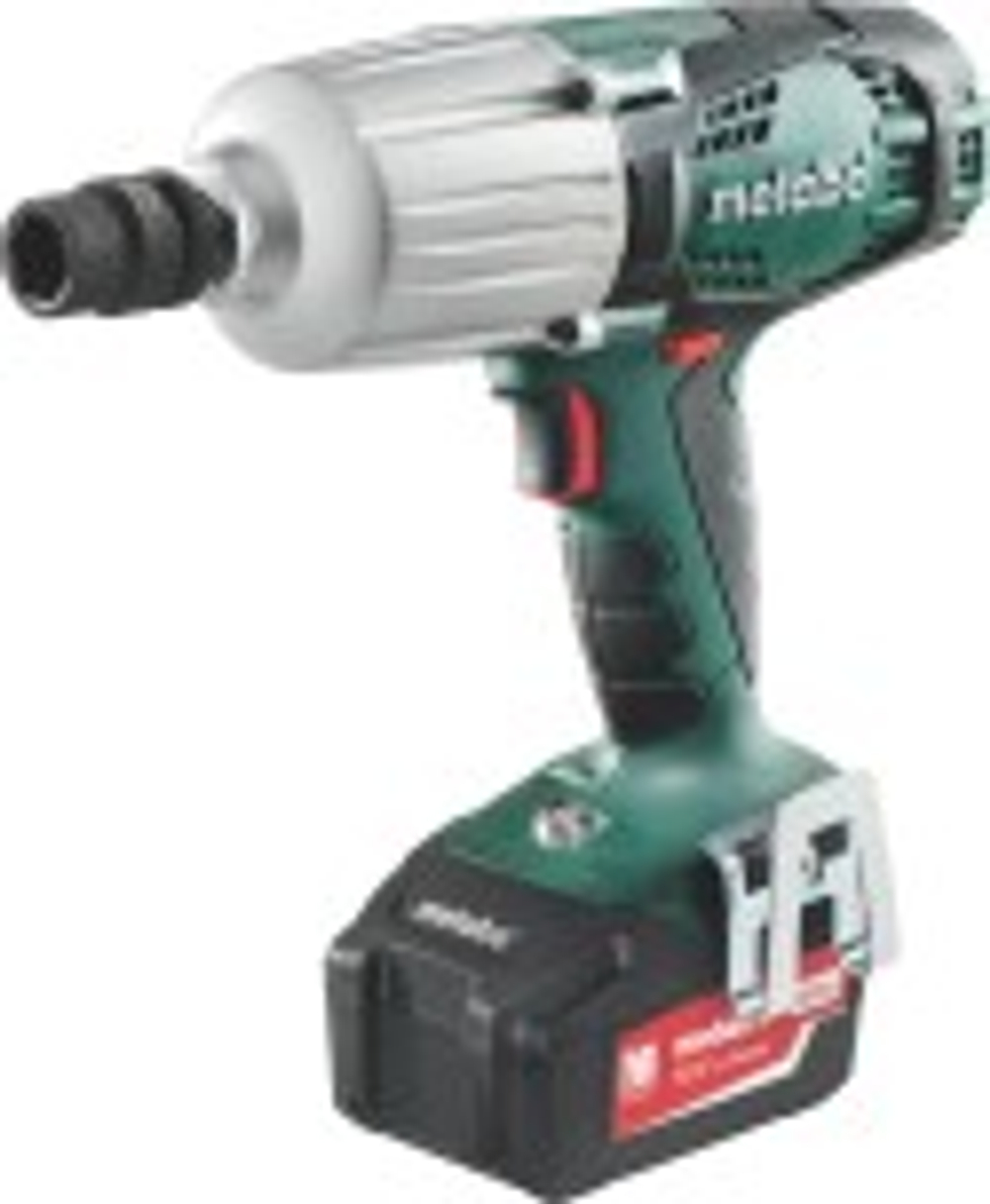 Гайковерт аккумуляторный METABO SSW 18 LTX 4,0 Ач 600 ударный 602198500