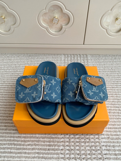 Louis Vuitton Pool Pillow Flat Comfort Mule