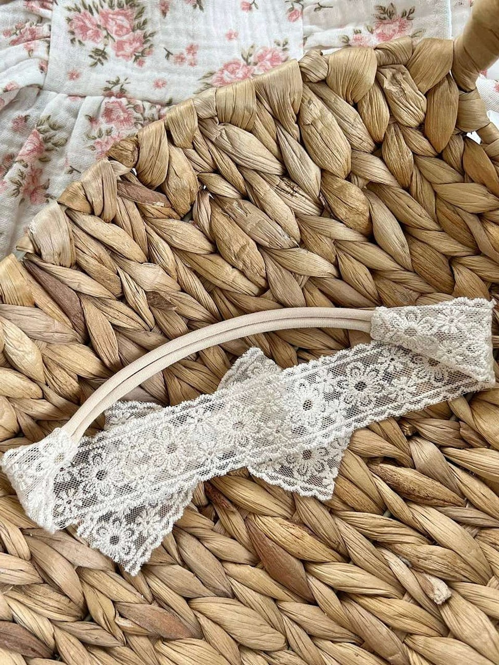 Кружевная повязка, Молоко