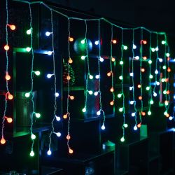 ULD-E2405-100-DTA MULTI IP20 RAINBOW Занавес светодиодный фигурный с контроллером Радуга. 16 нитей. 100 светодиодов. Размер 2.5х0.5м. Цвет свечения разноцветный. IP20. Провод прозрачный. Упаковка картон.