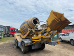 BIZON BS* Автобетоносмеситель с самозагрузкой BS40 (Дизельный, 2,5 л, 49 л.с., АТ)