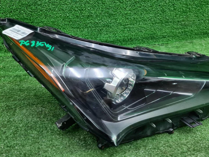 Фара правая Lexus NX 1 (2017-2021) LED
