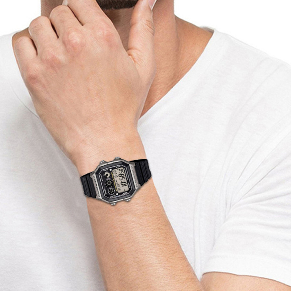 Часы CASIO YOUTHSTANDARD, AE-1300WH-8A