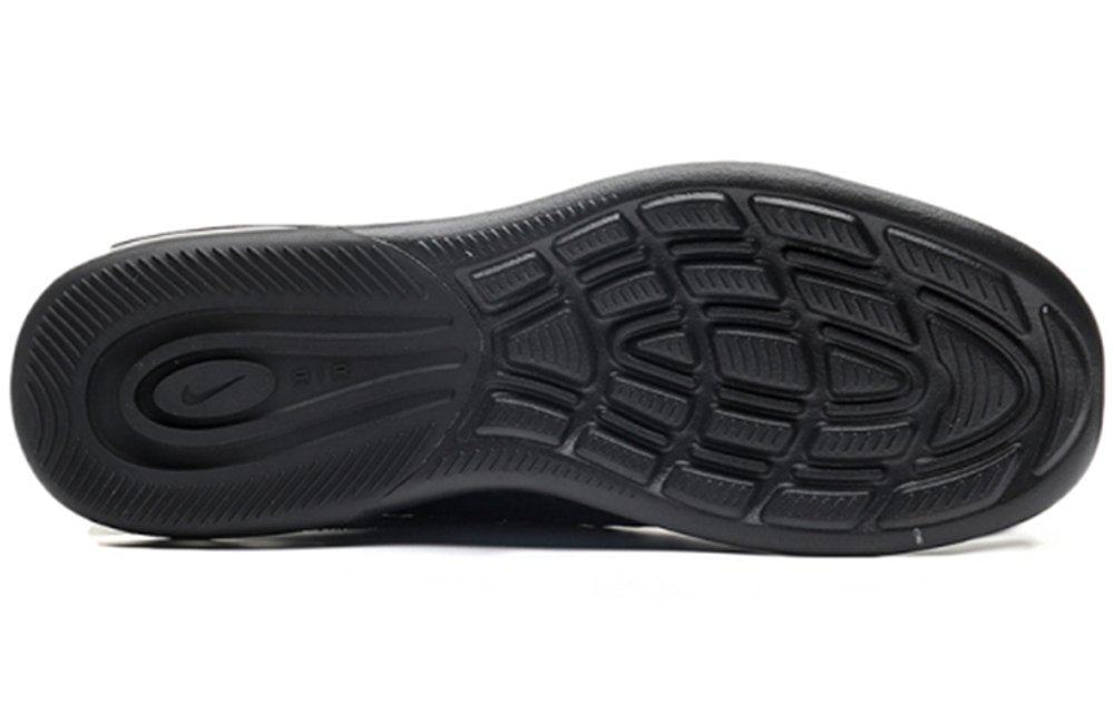 Кроссовки Nike Air Max Axis