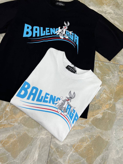 Футболка Balenciaga