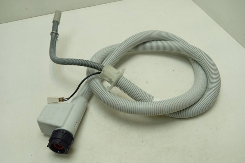 ESL94200LO ктп19 Заливной шланг с аквастопом для посудомоечной машины Electrolux ESL94200LO б/у