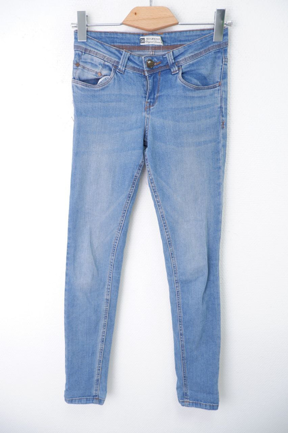 Джинсы Terranova узкие 42 размер