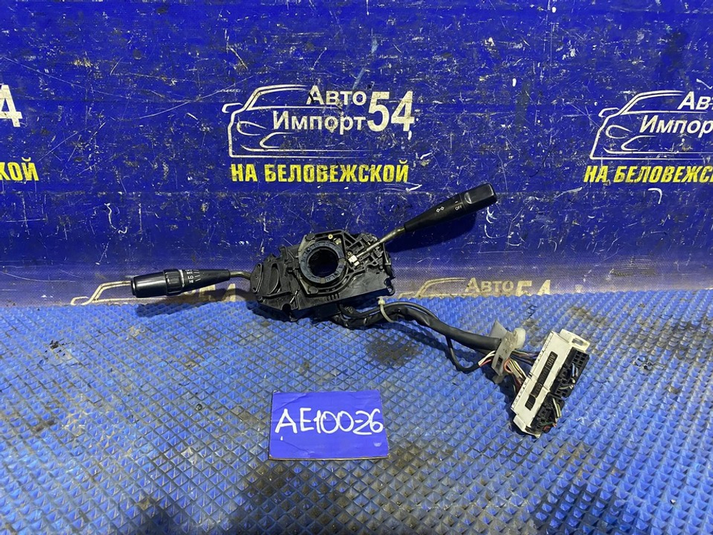 Переключатель подрулевой TOYOTA SPRINTER 1993