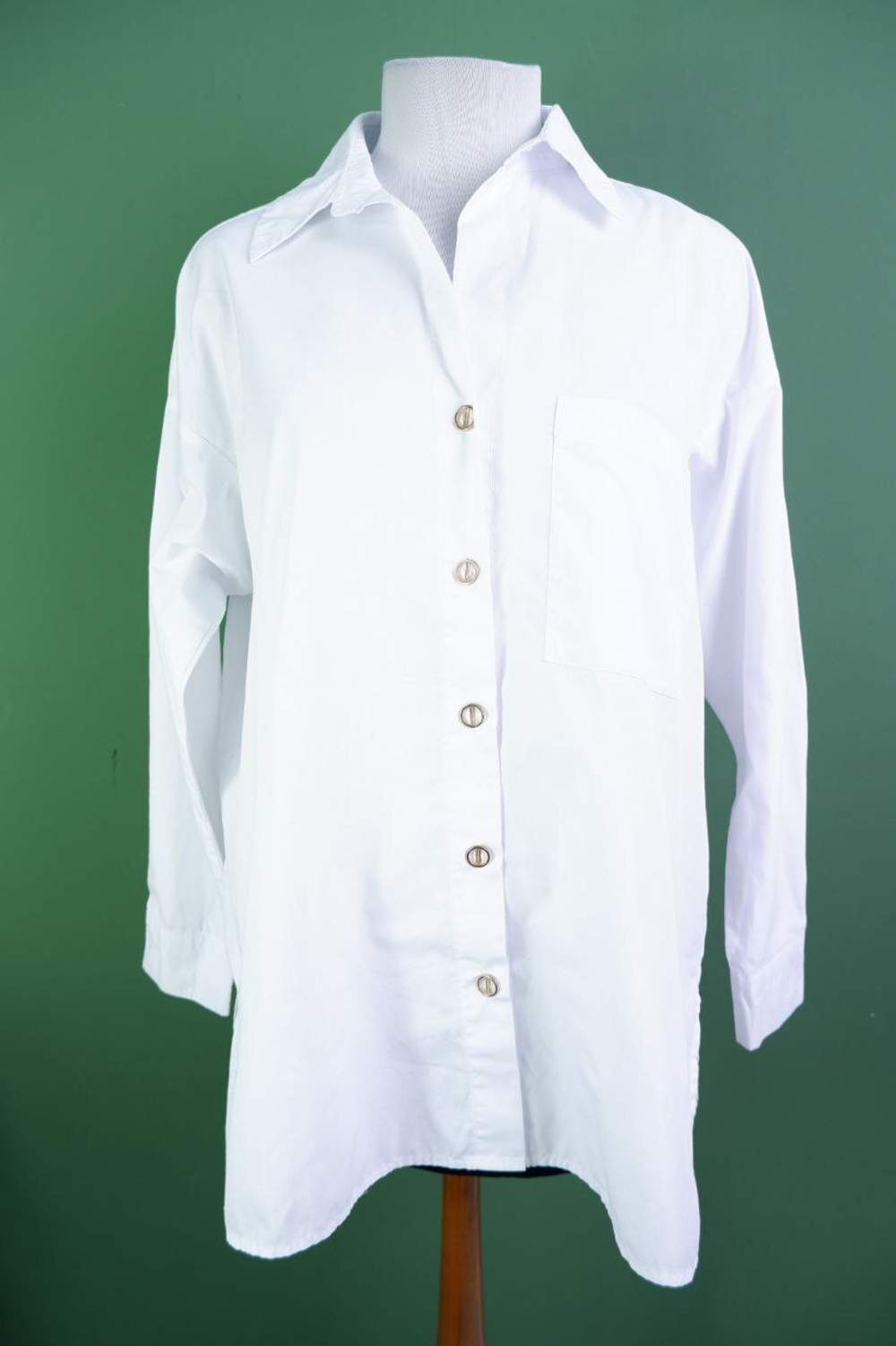 Блузка ZARINA с контрастными пуговицами 46 размер