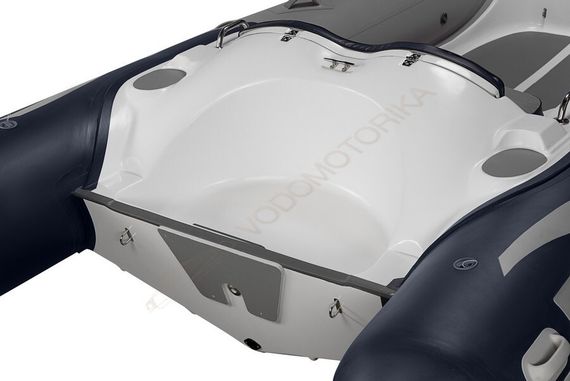 Жестко-надувная лодка Адмирал RIB 470
