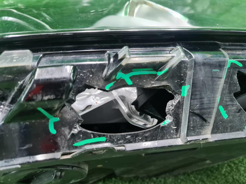Битая Фара правая Geely Coolray (2019-2024) LED
