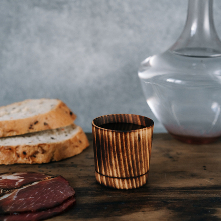 Деревянная рюмка (стопка, шот) из древесины сибирского кедра для крепких напитков. R40