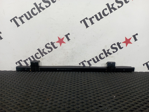 Направляющая стекла двери левой 2023г