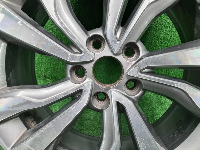 Диск литой R18 Geely Atlas (2016-2022)