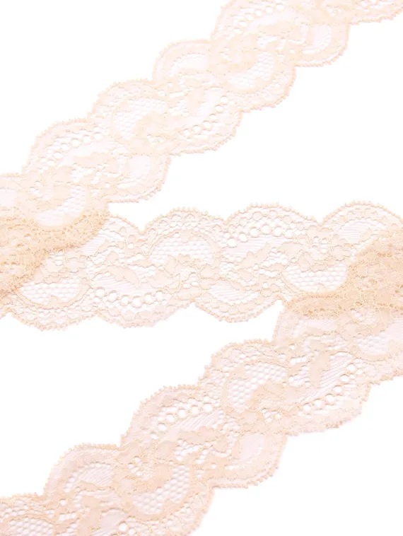 02-36 Кружево узкое эластичное 4,5 см, телесный 126