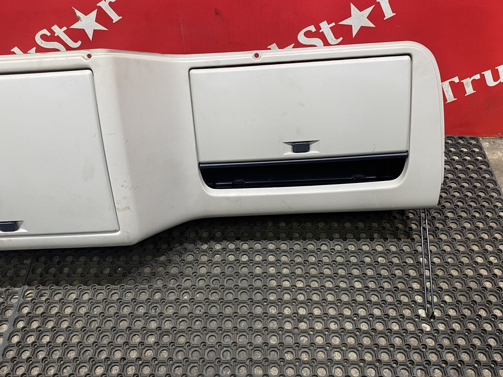 Консоль кабины верхняя 2019г