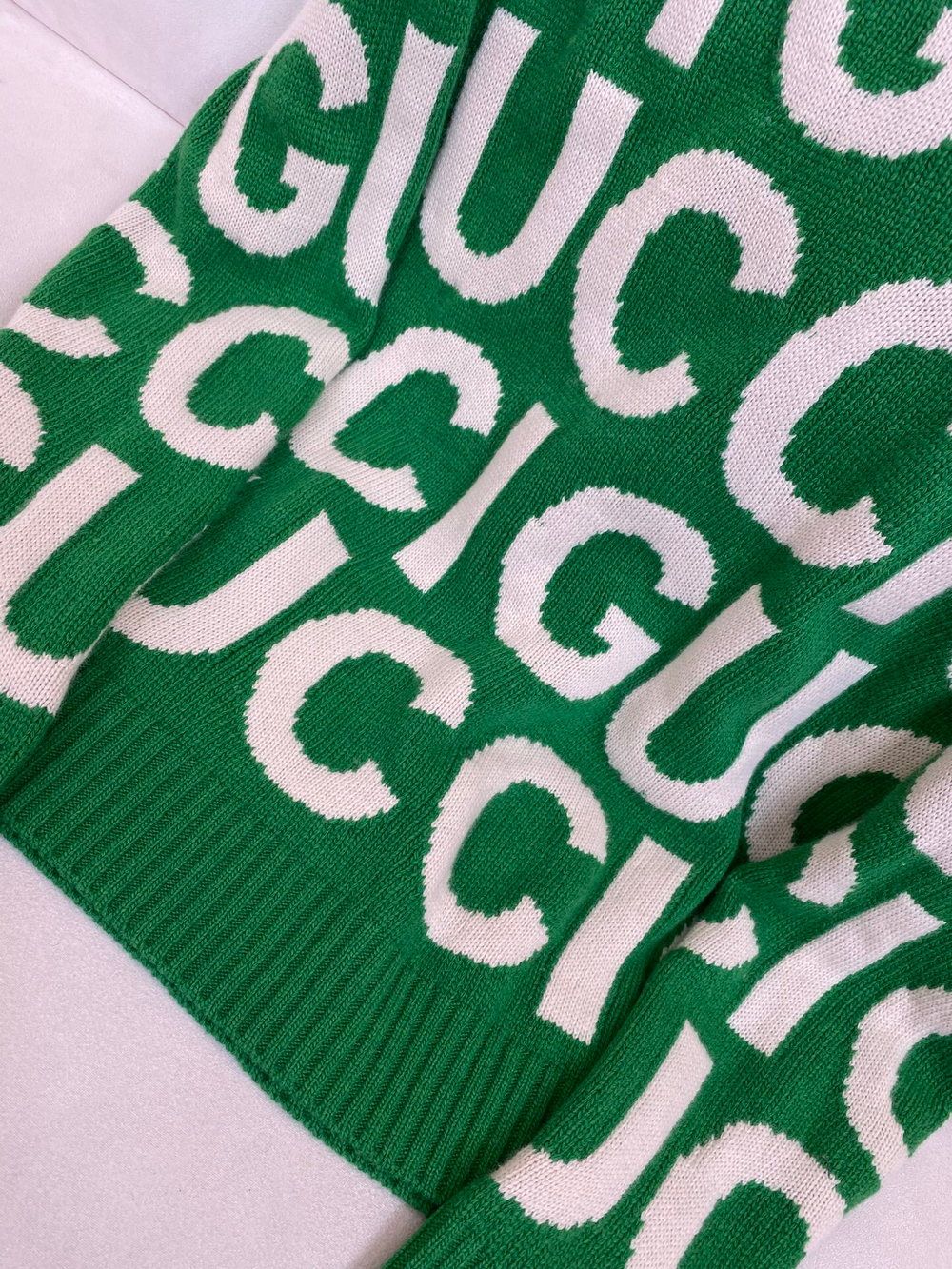 Gucci Sweatshirt