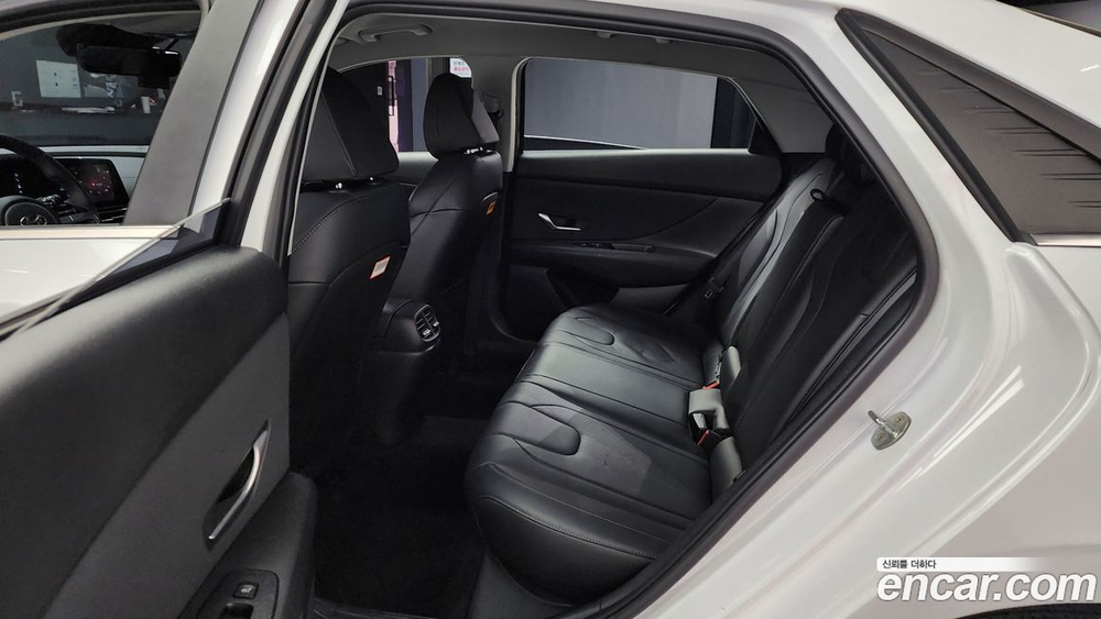 Hyundai Avante (CN7) 1.6 (09.2021)