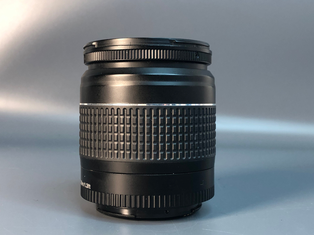 Canon EOS 300 kit EF 28-80mm 3.5-5.6