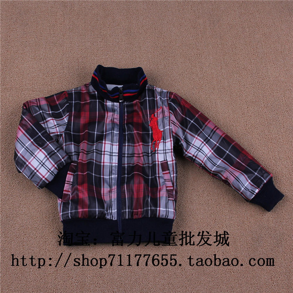 Куртка детская утепленная в клетку с воротником-стойкой