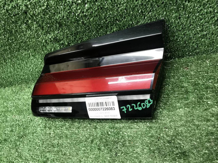 Фонарь правый внутренний BMW 5er G30 (2020-2023)