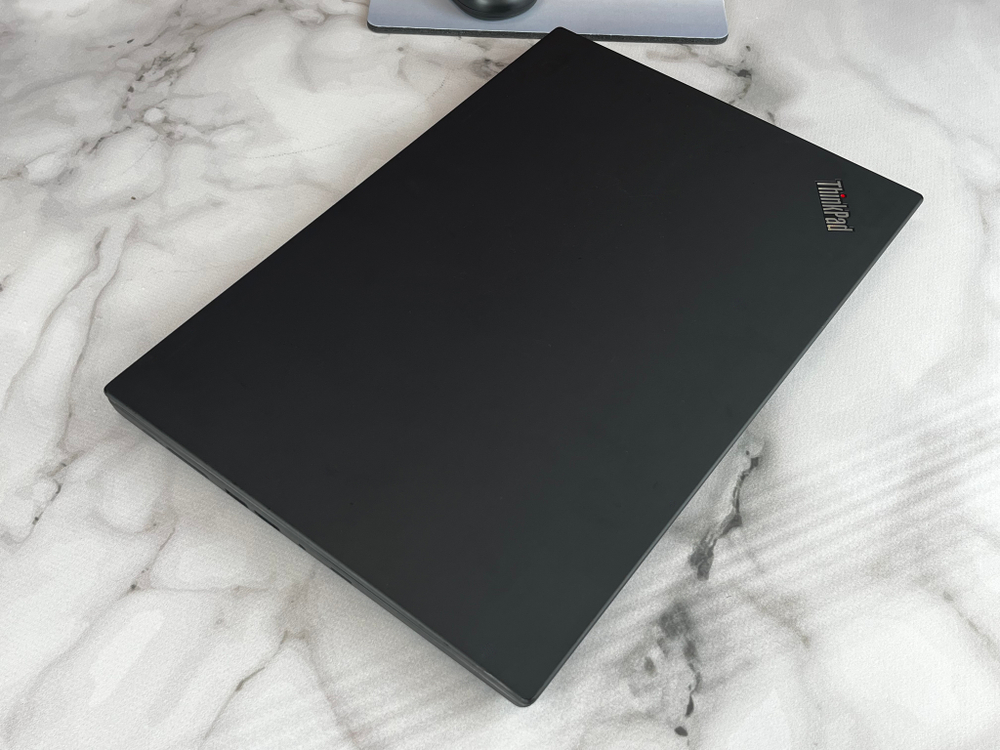 Ноутбук Lenovo ThinkPad T15 Gen 1 15.6" 1920*1080 IPS, Intel core I7 - 10610U 1.8 ГГц, RAM 16 ГБ SSD 256 ГБ, Intel UHD Graphics, Win 10 pro