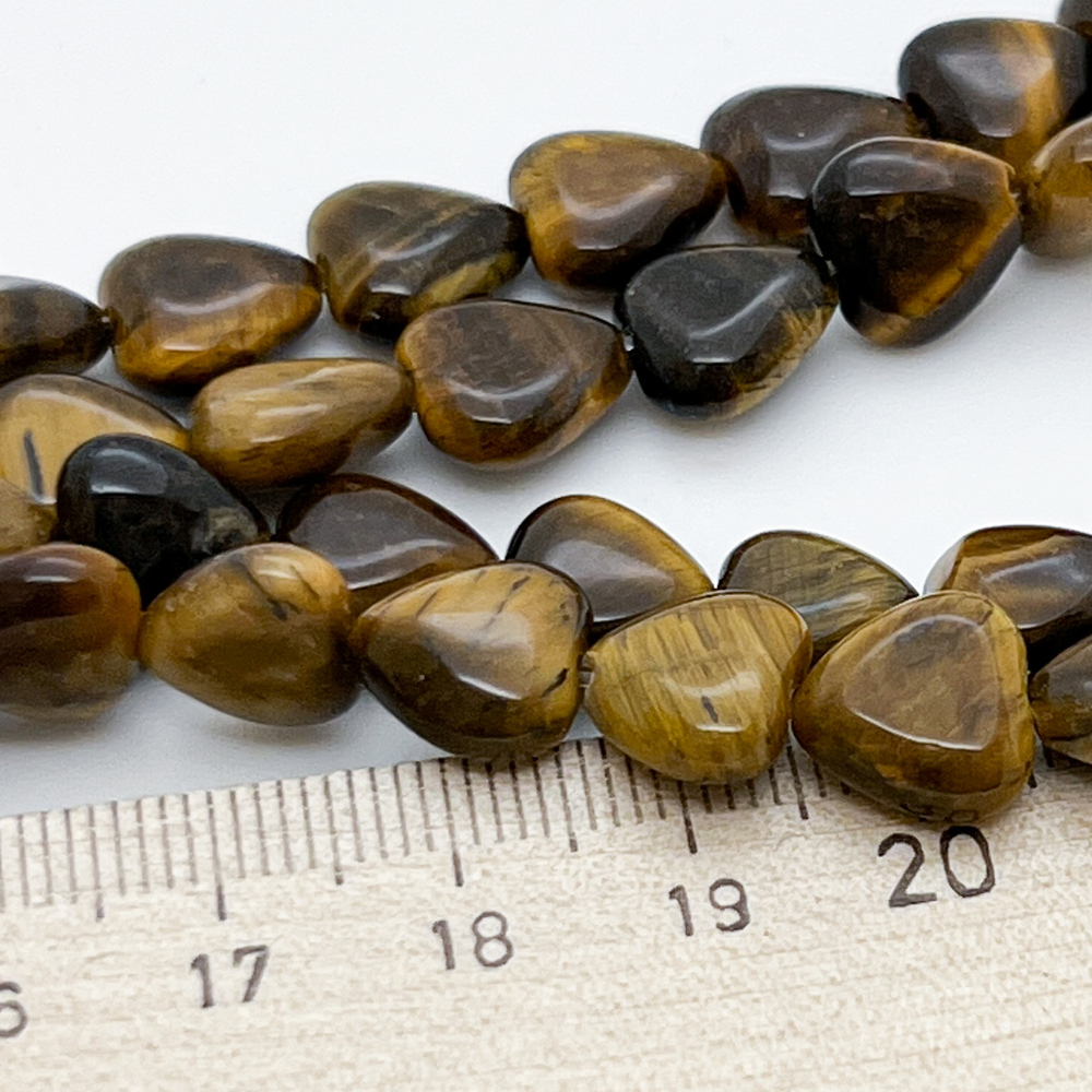 Тигровый глаз, сердце, размер около 10 мм, цена за 18-19 шт (1/2 нити)