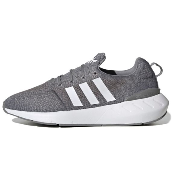 Adidas originals Swift Run 22