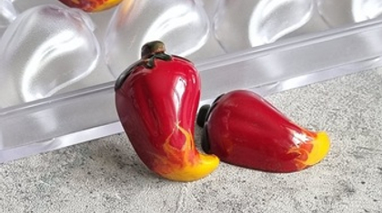 897 | Форма для шоколадных конфет "Перец" (275х175 мм)