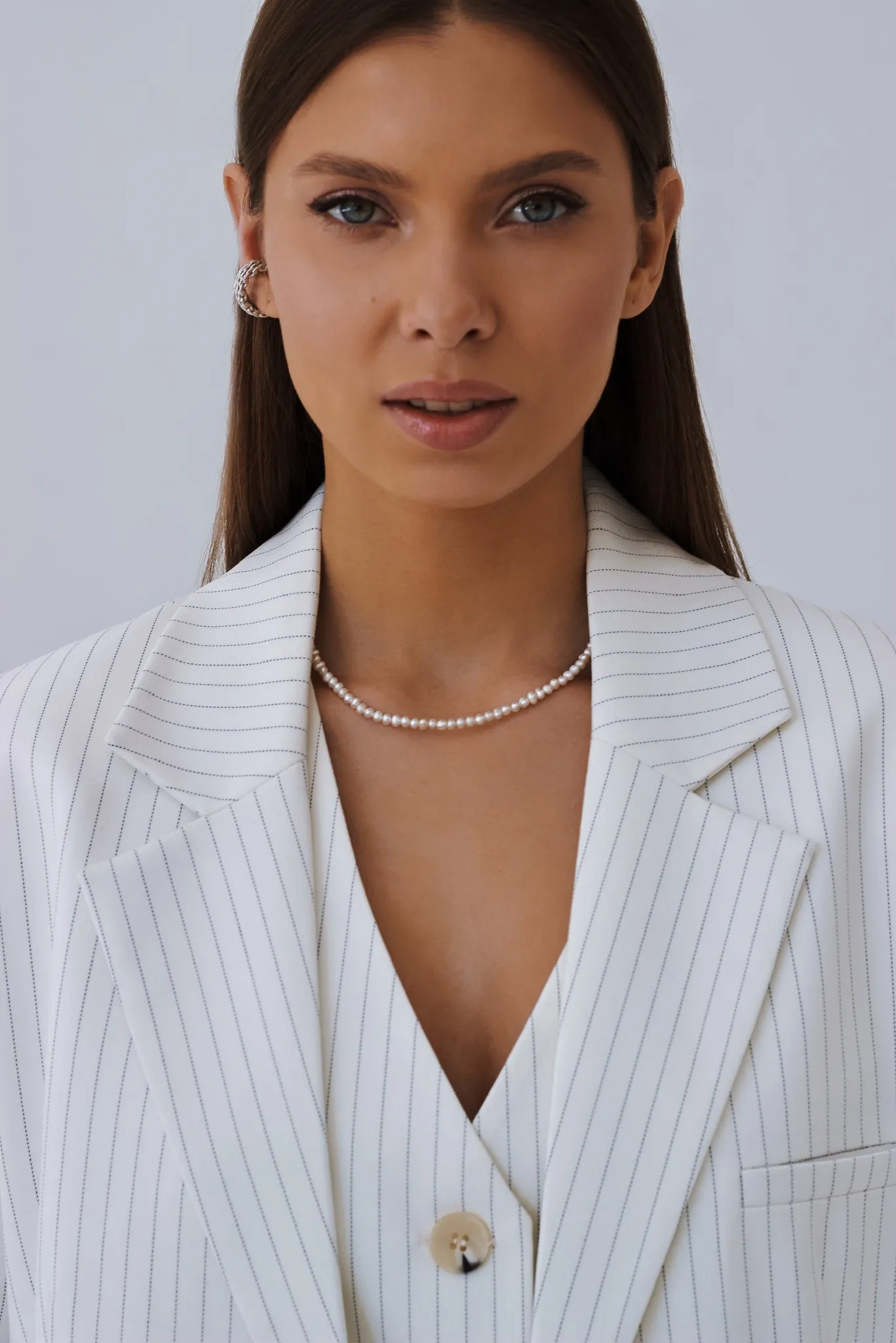 Серебряное колье-чокер с жемчугом "Drop"