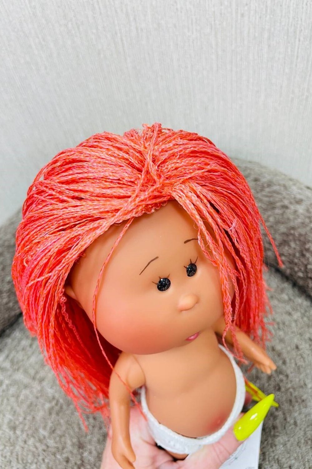 УЦЕНКА13 Кукла Nines виниловая 23см Little Mia Latina без одежды (3199WL8)