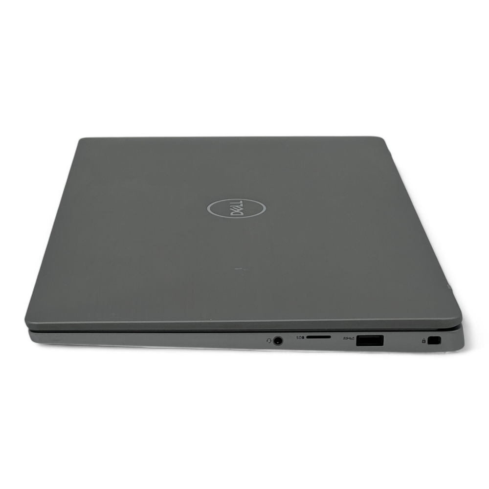 Latitude 7400