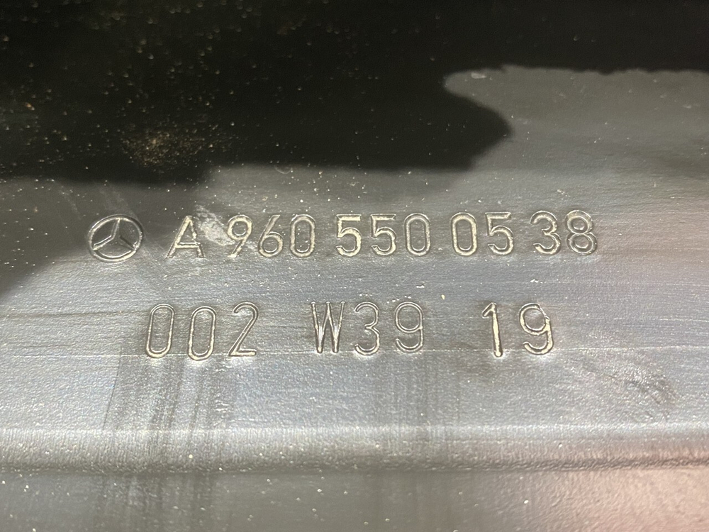 Кронштейн цилиндра подъема кабины 2020г