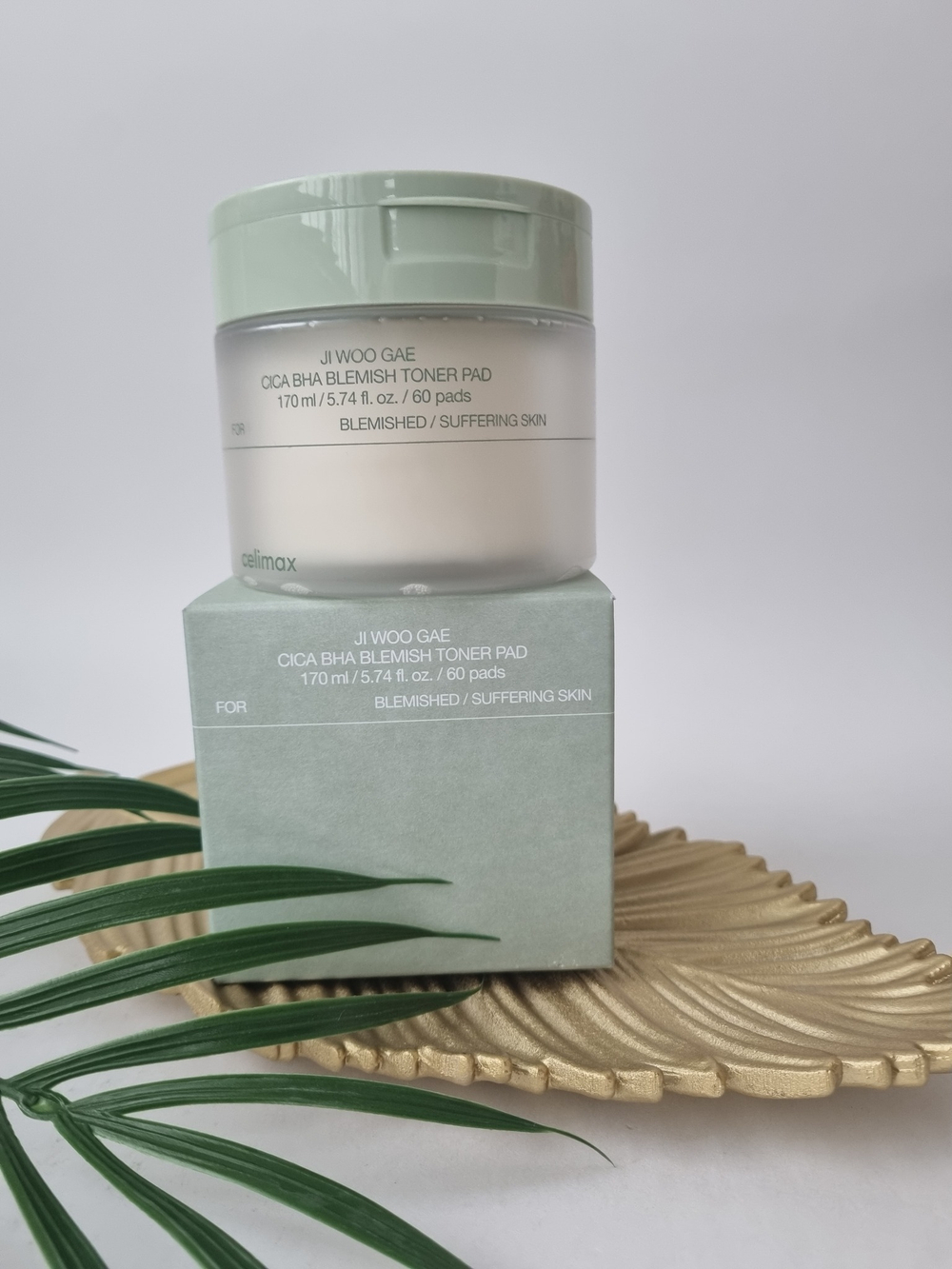 Пэды для лица успокаивающие с центеллой азиатской celimax Ji Woo Gae Cica BHA Blemish Toner Pad,60шт