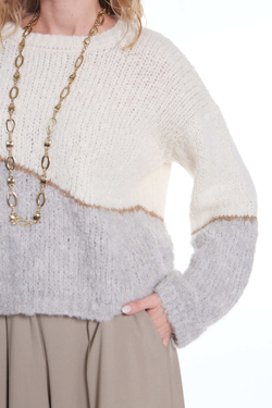 ОБЪЕМНЫЙ СВИТЕР