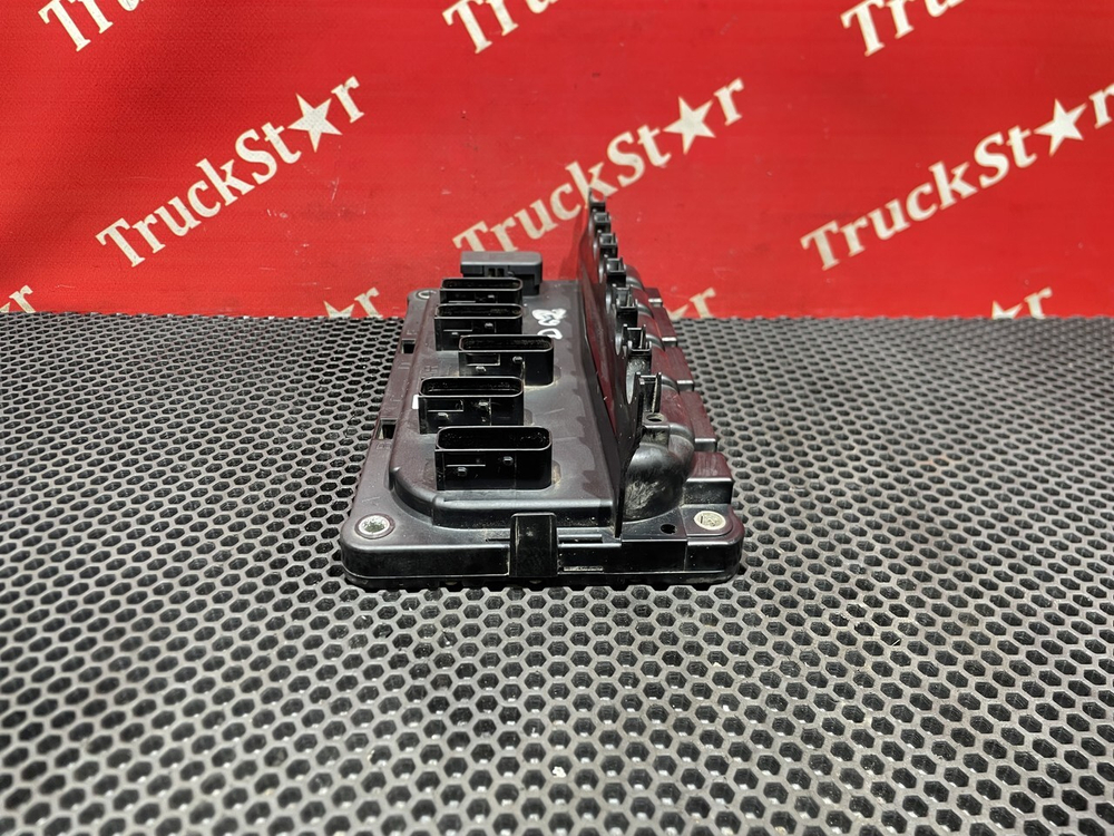 Блок управления шасси задний 2023г