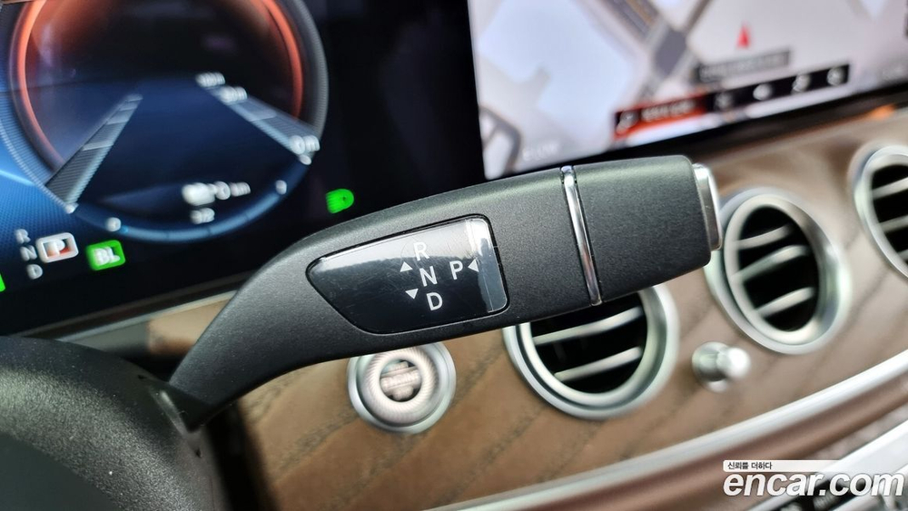 Mercedes-Benz E-Class W213 E300e 4MATIC Exclusive (05.2021)