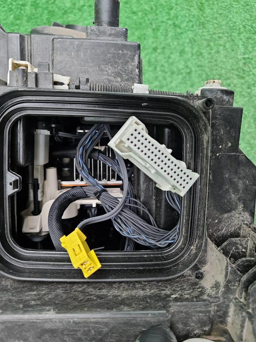 Фара правая Mercedes GLE V167 18-24 Multibeam LED