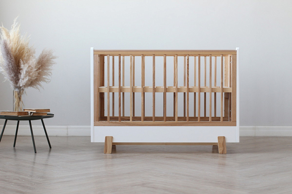 Детская кроватка Фабрика Облаков Onlybaby Scandi, без маятника молочный, дерево