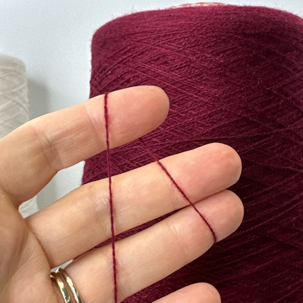 CASHMERE - Loro Piana; 100% кашемир; 1350м/100гр, (2/27); col. 52305 BORDEAUX, цвет: бордовый; S723